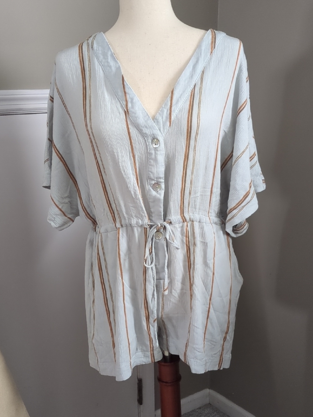 Grade & Gather Light Blue Striped Button-Front Romper Tie Waist